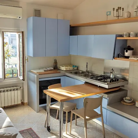 Lago Di Garda A 50 Metri La Casa Di Pamela Desenzano del Garda Exterior foto